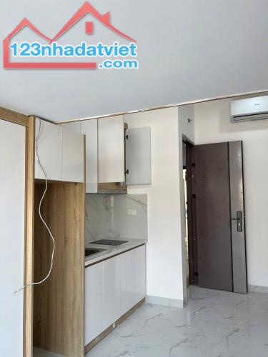 CCMN PHƯƠNG LIỆT 7 TẦNG THANG MÁY - 24 PHÒNG DT 90m2 7 tầng Giá 25.5 tỷ
