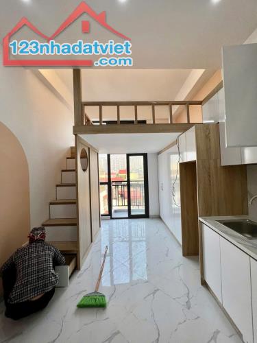 CCMN PHƯƠNG LIỆT 7 TẦNG THANG MÁY - 24 PHÒNG DT 90m2 7 tầng Giá 25.5 tỷ - 4