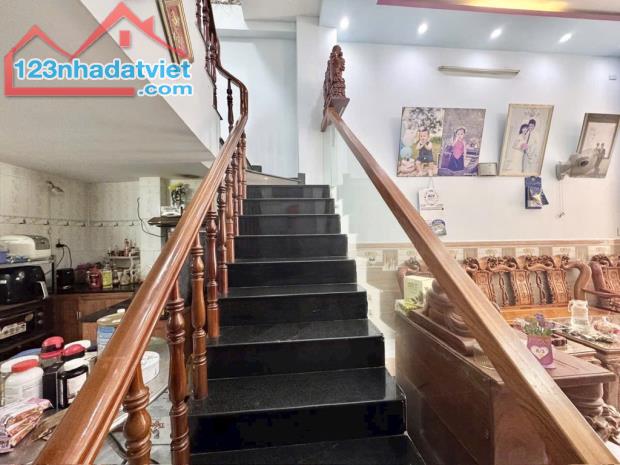 MẶT TIỀN KINH DOANH - GIÁP NGUYỄN OANH & NG.V.LƯỢNG - ĐG 6M THÔNG - 60M² - 3 TẦNG - 3