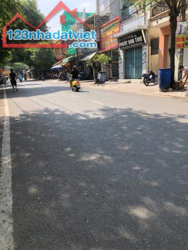 BAN NHÀ THỦ ĐỨC ĐƯỜNG LÊ THỊ HOA DT 603 M2 GIÁ 16,8 TỶ TL - 3