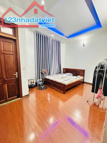 BÁN NHÀ CẦU GIẤY – 46m² – 4 TẦNG – MT 5.2m – NGÕ 3 GÁC – 11.6 TỶ - 3