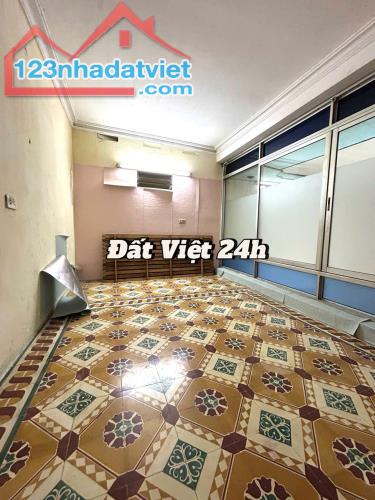 🔥Cho thuê nhà 2,5 tầng Ngô Gia Tự - 4