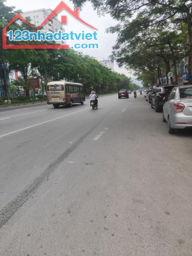 Chính chủ bán nhà Võ Chí Công – 30m², 5 tầng, giá 8.5 tỷ – Gần Hồ Tây, trường học quốc tế