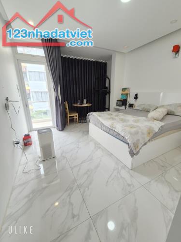 Căn hộ dịch vụ ngay chợ Rạch Ông 6 tầng Mới keng 140m2 chỉ 9 tỷ 8 - 1