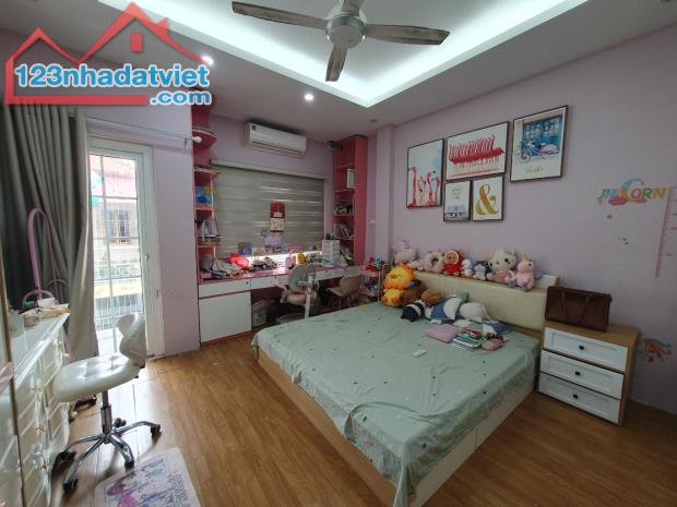NHÀ TRẦN ĐẠI NGHĨA, Ô TÔ VÀO NHÀ, 5 TẦNG, 55M GIÁ 10.3 TỶ CỰC GẦN PHỐ - 1