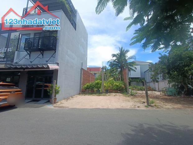 Bán đất Phạm Hùng, Bà Rịa – 160m² thổ cư, giá tốt 5.2 tỷ!