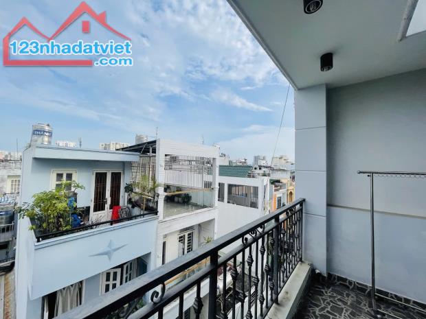 GIẢM SỐC 800 TRIỆU – CHỈ CÒN 8.5 TỶ – NHÀ HXH PHÚ NHUẬN – THÔNG XE TẢI – 6PN, 7WC - 3