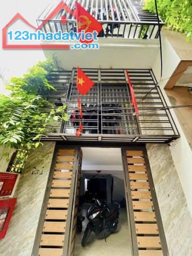 BÁN NHÀ PHỐ THÁI THỊNH, ĐỐNG ĐA, KINH DOANH, DÒNG TIỀN, Ô TÔ, DT 75M2* 7 TẦNG* GIÁ 15 TỶ