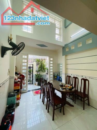 CẦN BÁN NHANH CĂN NHÀ ĐẸP Tại Số 143/16 Nguyễn văn Khối, phường 11, Q Gò vấp, HCM - 1