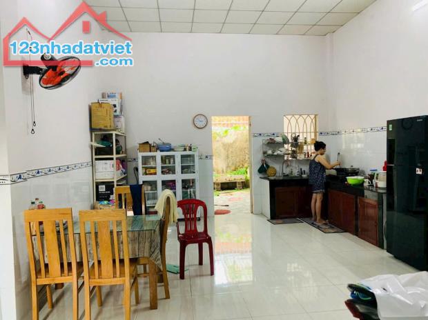 Bán nhà 173m2 sổ riêng, full thổ cư, 3 tỷ 679 triệu, chợ Phú Thọ, kp5 Trảng Dài. - 4