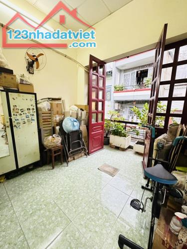 Bán nhà 57m2, Hẻm xe tải 6m Đường Huỳnh Thiện Lộc, Quận Tân Phú - 2