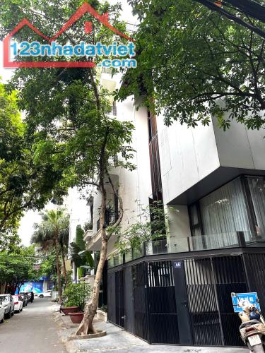 Bán nhà VIP Hoàng Ngân, vỉa hè, ô tô tránh, ở kết hợp KD, 2 mặt thoáng, chỉ 70 tỷ - 1