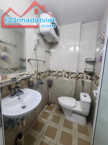Cần b.án ngay nh.à #Bach_Mai##Bùi_Ngọc_Dương_haibatrung# Nh.à y hình 35m x3 tầng x3 ngủ ch - 2