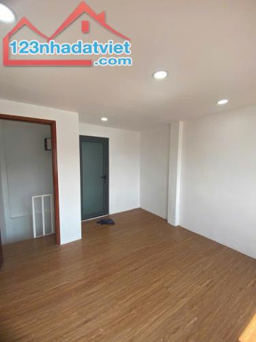 Nhận ngay nhà đẹp vị trí vàng sổ hồng riêng giá tốt  chỉ 3,x t tại Linh Đông. - 1