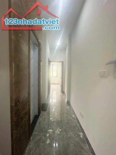 (THANG MÁY) Bán nhà phân lô Nguyễn Chí Thanh 51mx5T Otô tránh vỉa hè KDVP sổ vuông 16.2 tỷ - 5