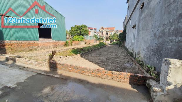 Sơn Du, Nguyên Khê. Ô tô vào. sát cao tốc. Chỉ 65 tr/m2 - 1
