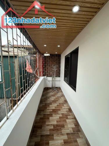 Bán nhà Thanh Xuân Phố Khương Đình 9.7 tỷ, 48m2, MT 5,3m, 3 gác cách ô tô 20m - 2