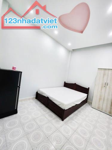 Bán CHDV 4 tầng hẻm xe tải 109 đường Dương Bá Trạc P1Q8. 10.5 tỷ - 2