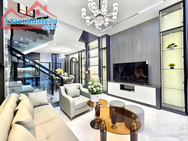 SIÊU PHẨM MỚI KHÂM THIÊN – THANG MÁY – VỊ TRÍ ĐẮC ĐỊA – 5 TẦNG ĐẸP –44M2 5T MT 4M CHỈ 7,9