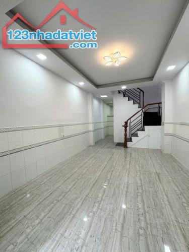 Bán nhà Góc 2MT, hẻm 141 Tám Danh P4 Q8 - 1