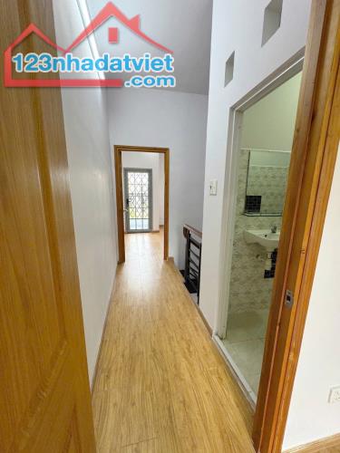 Bán nhà Góc 2MT, hẻm 141 Tám Danh P4 Q8 - 2