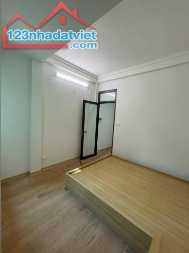 Bán nhà ở Mỹ Đình mới đẹp thoáng sáng ô tô đỗ gần dt 35m 5t mt 3,8m giá 4,9 tỷ - 1