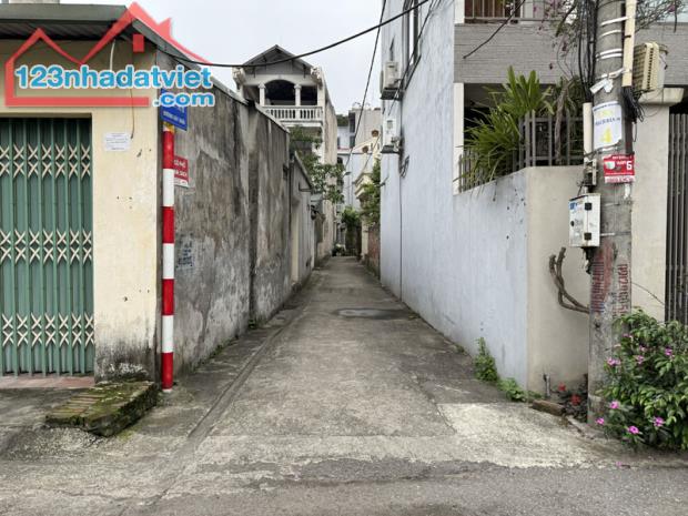 Bán 62,2m2 đất tổ 8 Thạch Bàn, Long Biên. Ô tô con chạy tới, cách 20m ra bãi đỗ xe - 3