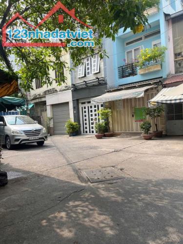 Nhà Mới 5Tầng Cách mặt Tiền 15M Hẻm Thẳng Xe Hơi Sổ Vuông 30m2 Gía 7,5 Tỷ Thương Lượng