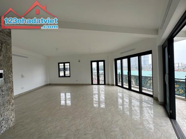 Siêu phẩm lô góc Long Biên, 60m x 7 tầng, mặt tiền 10m, vỉa hè, thang máy, thông sàn - 2