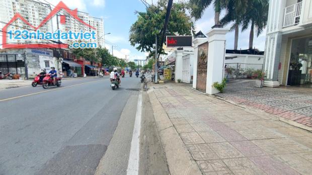 [SIÊU VIP] Mặt Tiền Kinh Doanh Lớn Thủ Đức - Đặng Văn Bi – 341m2 – 2000m2 sàn, Vị Trí - 2