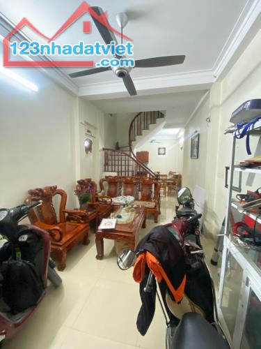 Siêu Hiếm Phố Bà Triệu, Hà Trì, Dân Xây 2 Thoáng Trước Sau, 33m2 4 Tầng, 4 Ngủ, Nhỉnh 5 Tỷ