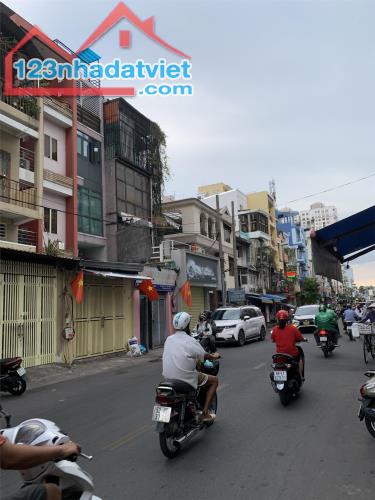 ✅ NHỈNH 10Tỷ- MẶT TIỀN KD TT Quận 5-39m2 4Tầng Ngay Nguyễn Biểu-Cao Đạt - 4