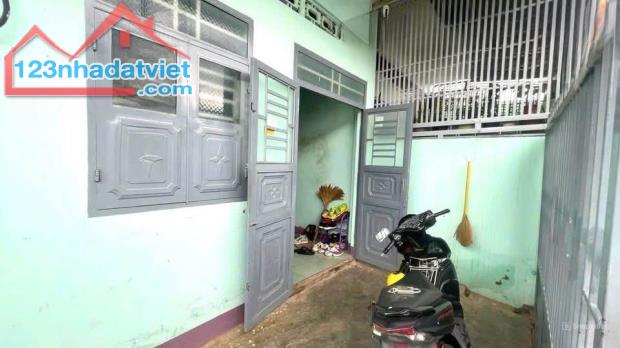 Bán đất (5x20) tặng dãy trọ ngay 1 xẹc Nguyễn Thị Ngâu Hóc Môn giá 900 triệu - 2