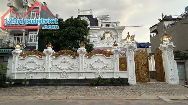 Địa chỉ: đường Phạm Văn Sáng, Bà Điểm, Hocmon.   Diện tích: 15x20. công nhận đủ 300m2 thổ