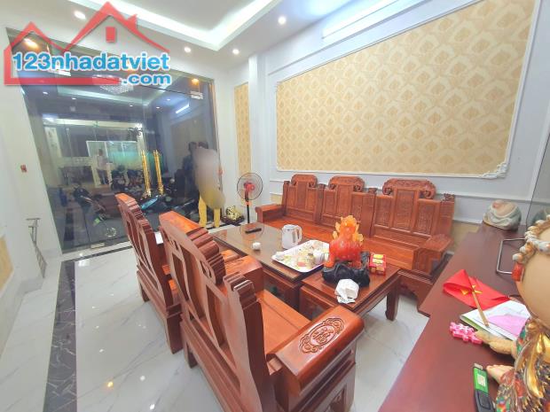 Mặt ngõ Khương Đình ô tô đỗ, kinh doanh, vài bước ra mặt phố 42mx5t 11.5 tỷ. - 1