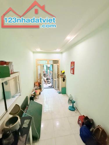Bán nhà 1 sẹc Bà Hạt 21m2 hẻm 2,5m thông – Giá 3,59 Tỷ tl.