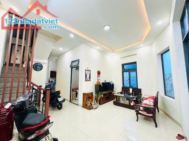 CHÍNH CHỦ BÁN GẤP – Nhà ĐẸP TT Thành Phố – Cách Biển 300m – Chỉ 3 TỶ HƠN!!!  🌟