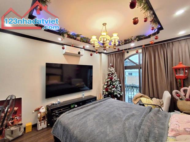 BÁN NHÀ NGUYỄN KHANG🔅 DT 47M2🔅MT 4M🔅 12 TỶ🔅NHÀ DÂN XÂY🔅GẦN PHỐ🔅NGÕ XE MÁY TRÁNH - 4
