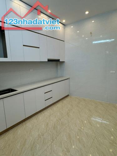 Bán nhà dân xây Vĩnh Hưng, 38m, 6,8 tỷ, Lh: 0984417892. - 1