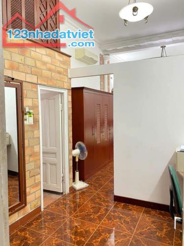 BÁN NHÀ :TÂY SƠN -ĐỐNG ĐA. +DT: 79M2 X 4T X 4.2M.   + - 4