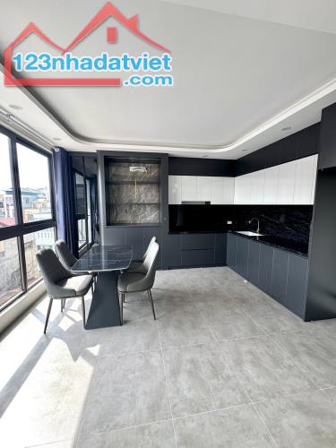 BÁN NHÀ NGUYỄN VĂN CỪ, LONG BIÊN, THANG MÁY, FULL NỘI THẤT, 20M RA Ô TÔ TRÁNH, 6 TẦNG. - 1