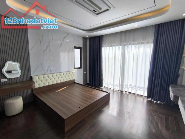 💜NHÀ PHỐ PHÚC ĐỒNG 43M2X7T MT 4.4M CHÀO 16.35 TỶ 3 Ô TÔ TRÁNH - FULL NỘI THẤT- THANG MÁY - 4