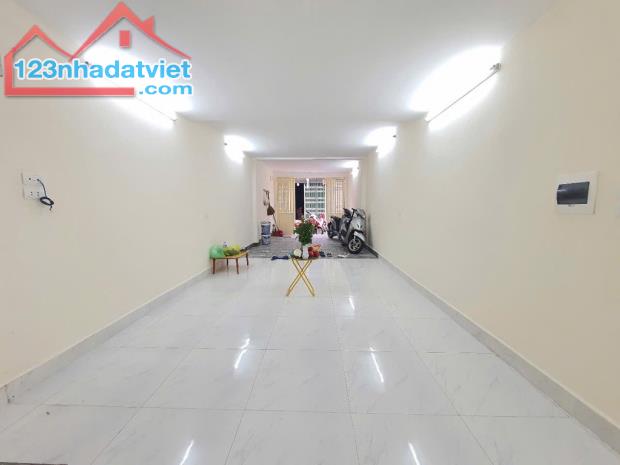 Chính chủ bán nhà Nghi Tàm. 61m2, ngõ thông thoáng chỉ nhỉnh 6 tỷ - 1