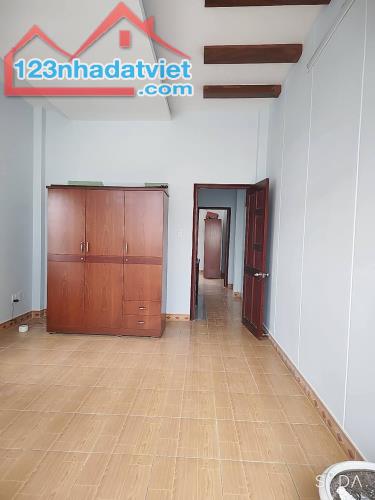 Bán Nhà Trương Thị Hoa 57m2, 2 Tầng BTCT,khu vực hiếm nhà bán. - 3
