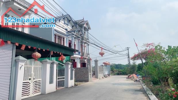 ĐẤT VÂN TRÌ – GẦN PHỐ, SÁT TRƯỜNG – ĐẸP KHÓ TÌM!