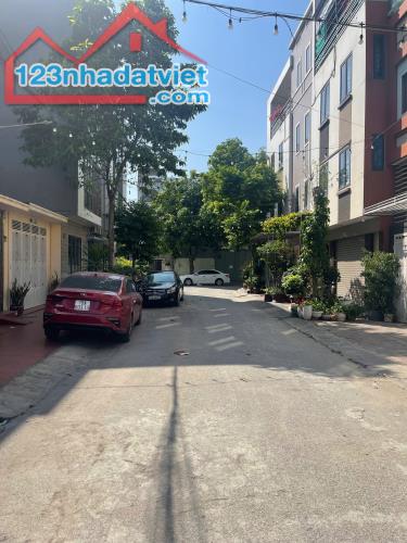 Cần bán ngay Nhà 4 tầng mới cực đẹp, oto vào tận nhà - Ngõ 739 Nguyễn Văn Linh, Hải Phòng - 1