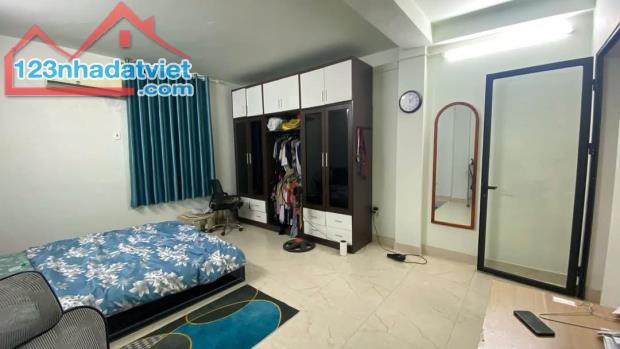 CẦN BÁN NHÀ MẶT PHỐ – TỔNG CỤC 5, TÂN TRIỀU  * Diện tích: 70m² * 5 tầng * Mặt tiền 4.6m  * - 4