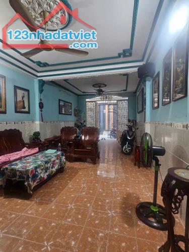 BÁN NHÀ GẦN GÒ DẦU, QUẬN TÂN PHÚ, HẺM XE HƠI, 68M2, NHỈNH 5 TỶ - 1