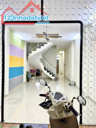 NHÀ ĐẸP, 3TẦNG, 70m2(4x17), HXH 6m, Ba Vân, ÂU CƠ P.14 TÂN BÌNH chỉ 9.xTỷ. - 4