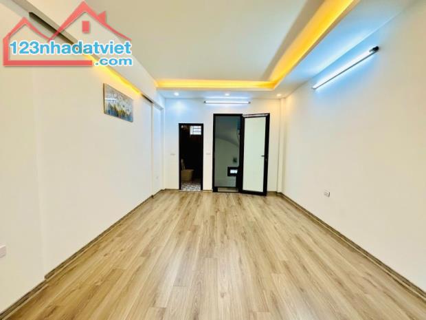 ⚡ SIÊU PHẨM DƯƠNG VĂN BÉ – 5 TẦNG Ở NGAY – NGÕ RỘNG – GẦN Ô TÔ – GIÁ HỜI! ⚡ - 2